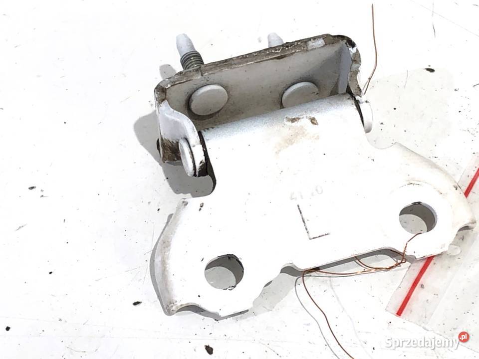 ZAWIAS KLAPY LEWY TYŁ TOYOTA COROLLA E21 Kombi osobowe