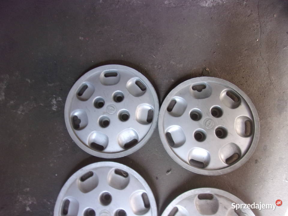 Kołpaki samachodowe 12 Fiat 126 P