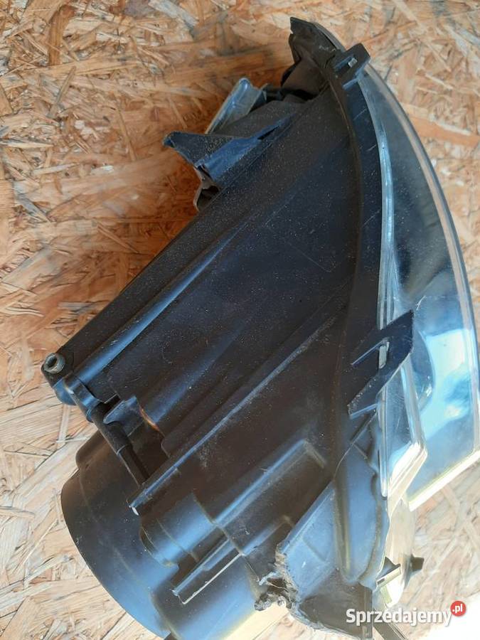 Jeep Cherokee kl lampa przednia reflektor xenon Strzyżewice