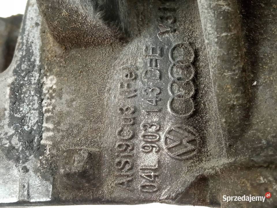 ŁAPA WSPORNIK 04L903143 20 TDI VW Volkswagen Rok produkcji 2018