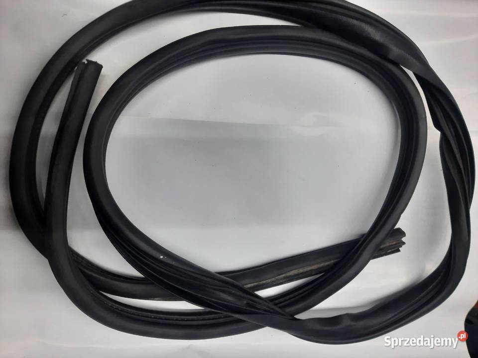 Fiat Punto 2 II uszczelka drzwi prawa przednia osobowe