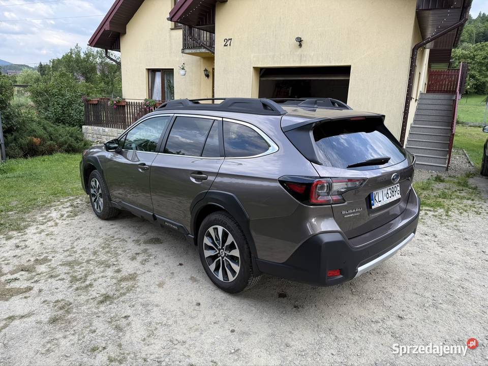 Subaru outback Limited 2023 Limanowa