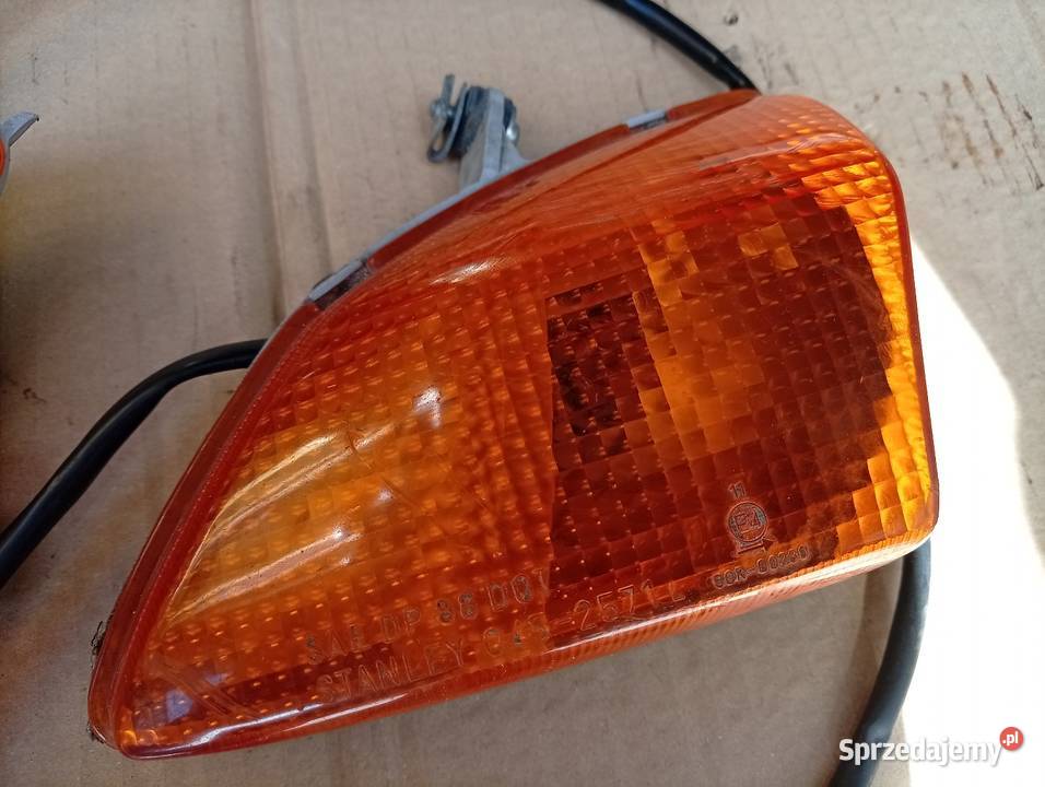 Honda CBR sc24 92r Kierunkowskazy oryg łódzkie Tomaszów Mazowiecki