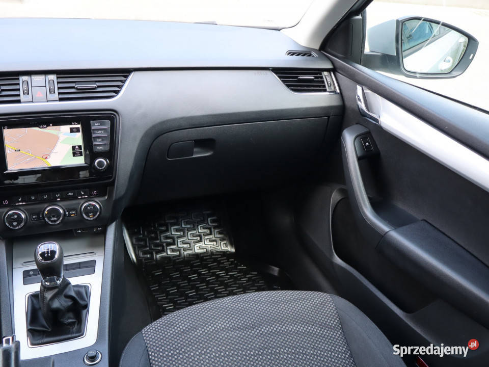 Skoda Octavia 16 TDI gniazdo USB śląskie Katowice