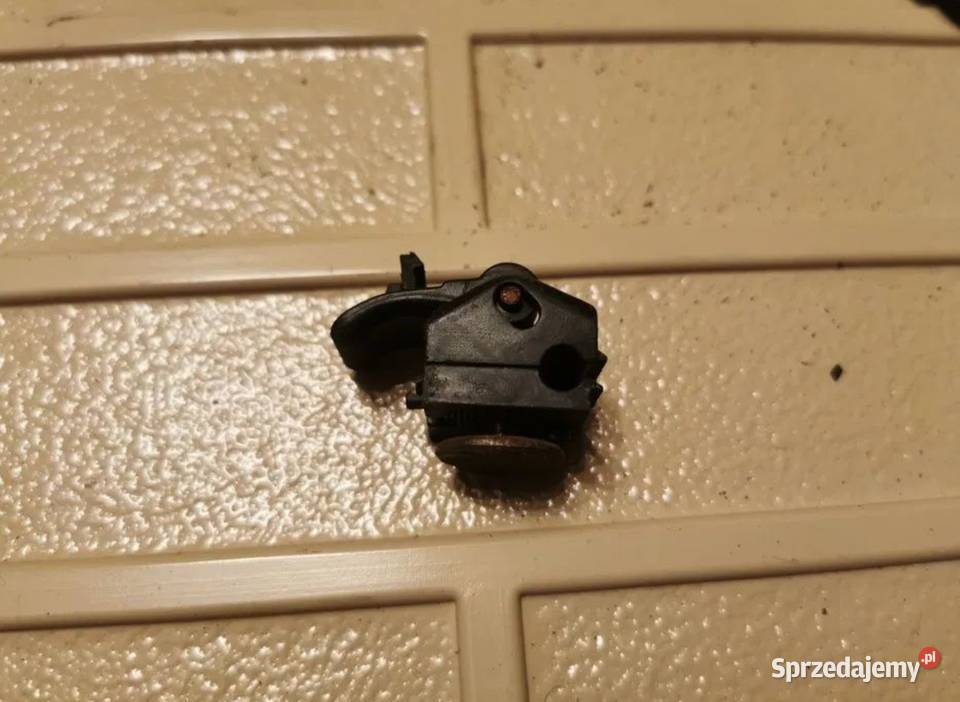 Klamra zaczep schowka pasażera BMW e34 Żory