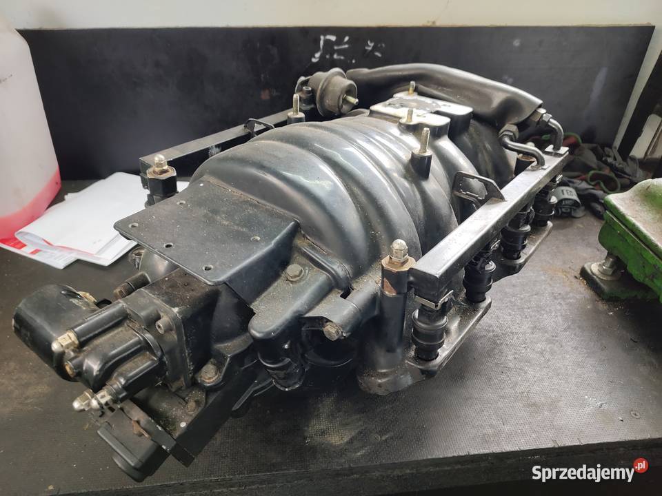 Kolektor ssący audi V8 d11 Silniki i osprzęt warmińsko-mazurskie Dobre Miasto