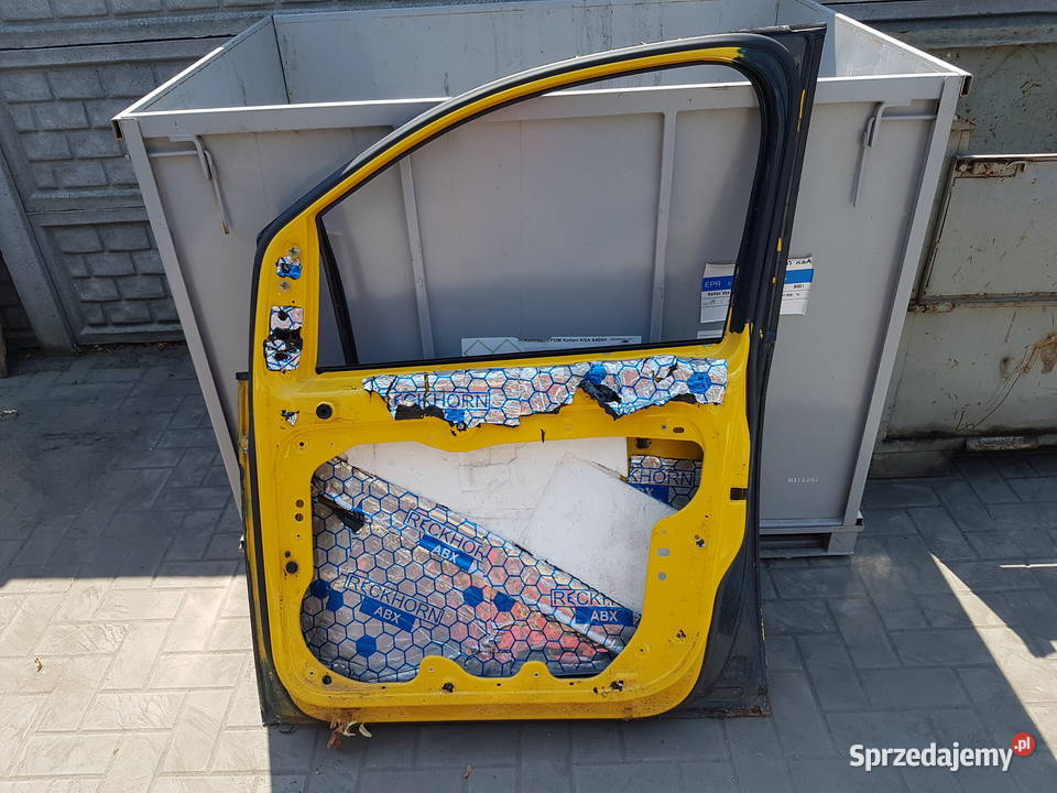 VW CADDY 2K0 2007 2006 2005 DRZWI PRAWE PRZOD Rok produkcji 2006 Drzwi wielkopolskie Turkowice