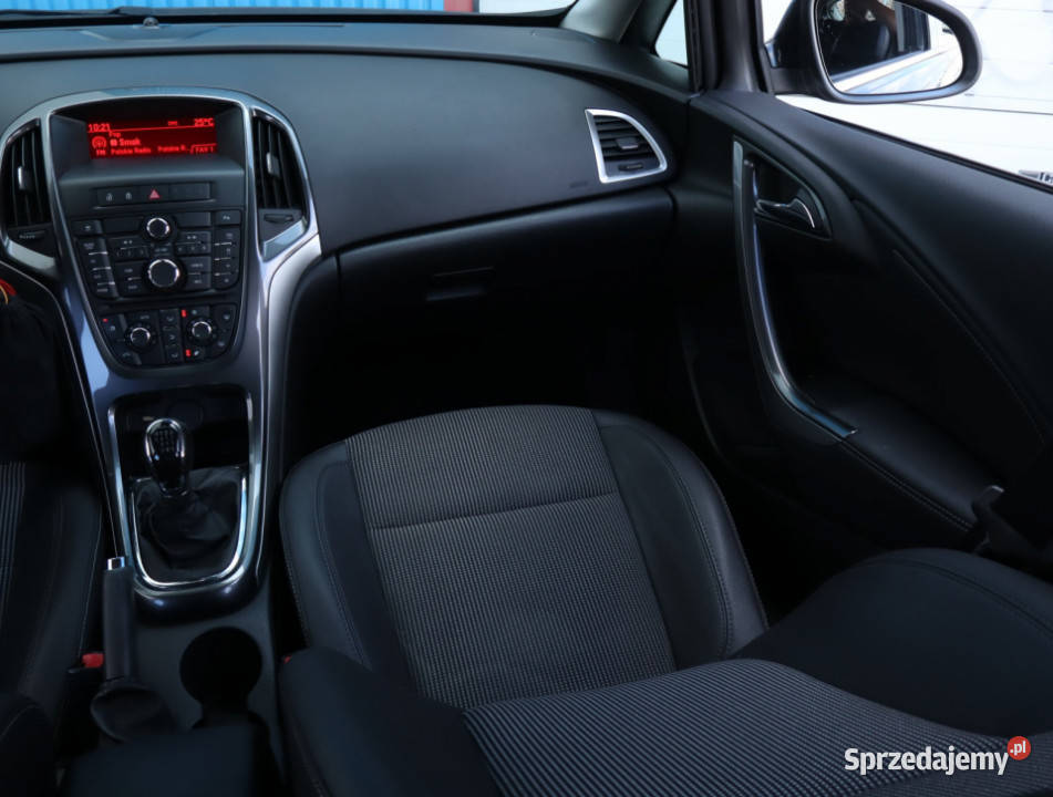 Opel Astra 14 T Łódź