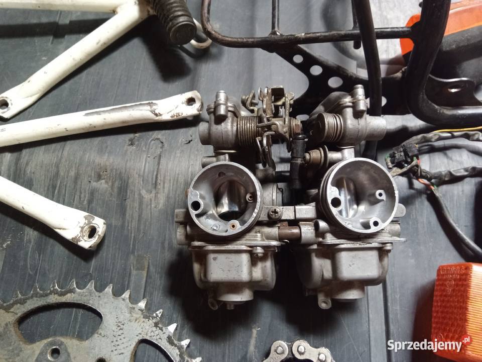 sprzedam to co na zdjęciach do Hondy xl500600r Limanowa