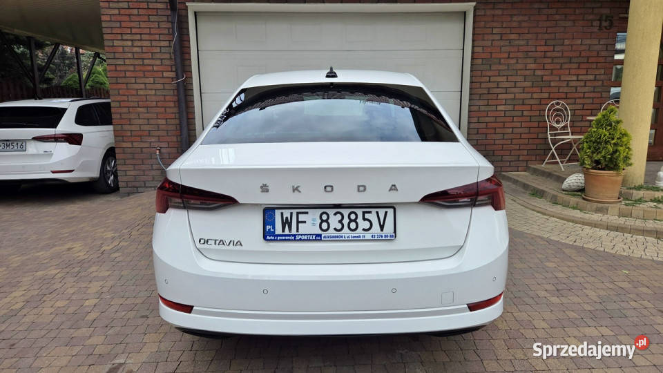 koda Octavia 20TDI 150 DSGAmbitionSalon serwis centralny zamek łódzkie sprzedam