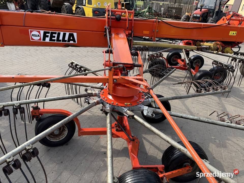 Zgrabiarka 2 karuzelowa Fella TS 1401 do boku Zgrabiarki i przetrząsacze mazowieckie Myszyniec