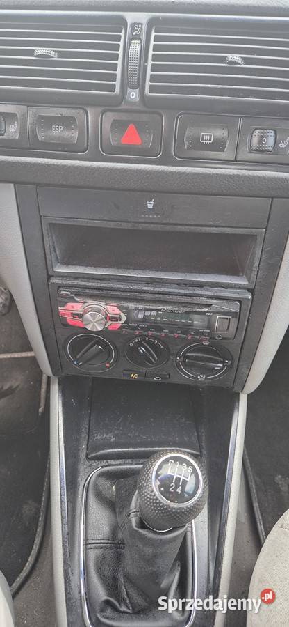 VW GOLF 4 HATCHBACK 1600 BGAZKLIMAOPŁATY NA dolnośląskie Głogów