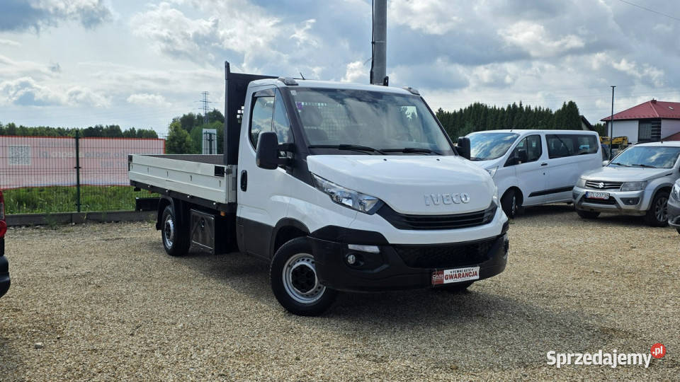 Iveco Daily 35S16 V 23 niski przebieg ładny stan nieuszkodzony śląskie Chełm Śląski
