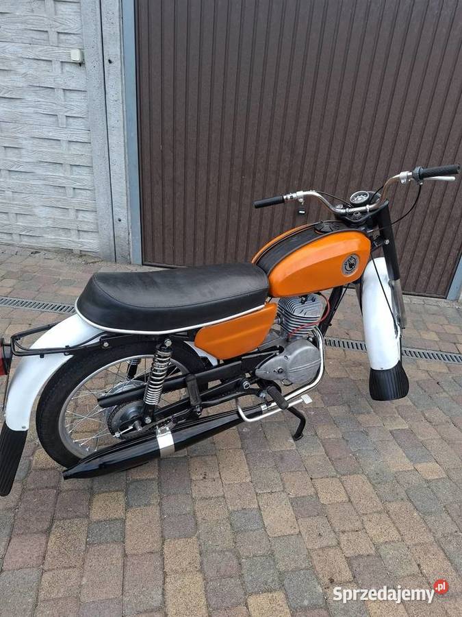 Wsk 125 pełnej odbudowie Piękny klasyk PRL WSK Bobrzany