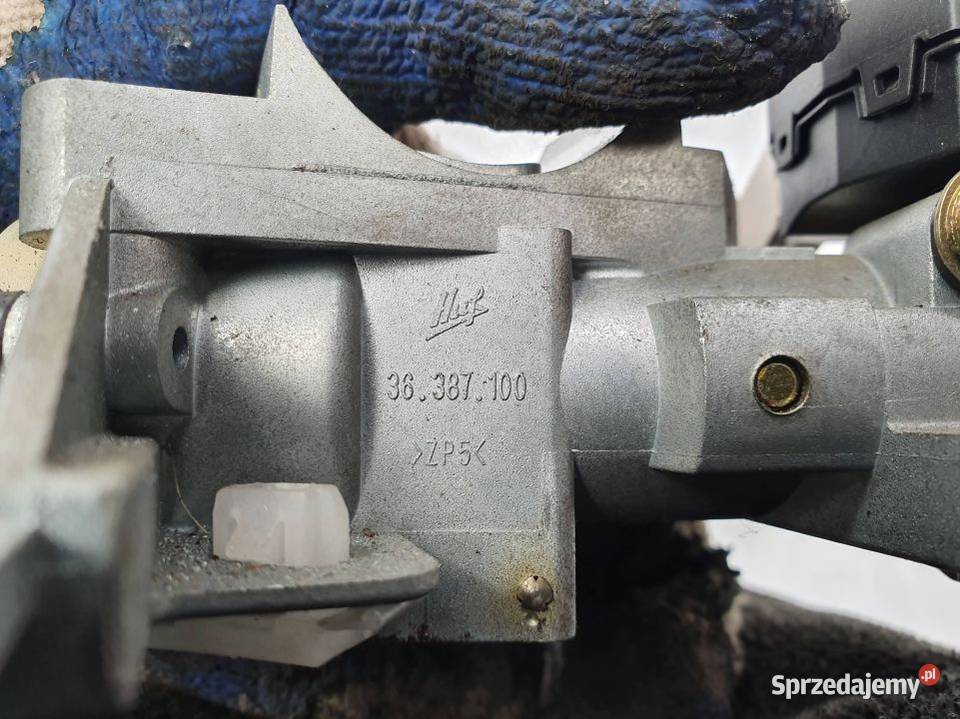 STACYJKA KLUCZYK MITSHUBISHI COLT MR955230 osobowe kujawsko-pomorskie Lipno