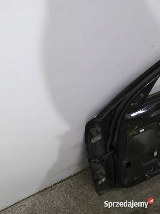 DRZWI PRAWE PRZÓD CZARNE Skoda Superb II Rok produkcji 2009