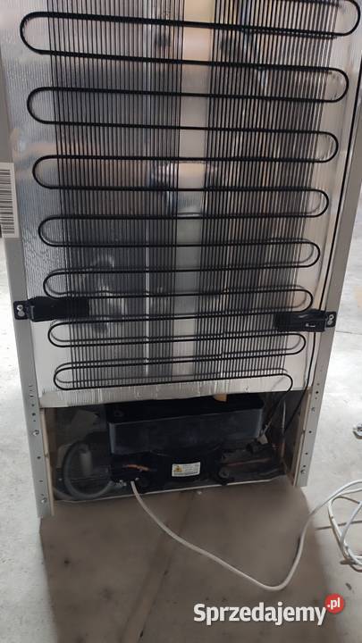 Lodówka Sharp NoFrost 180 Inox Groble