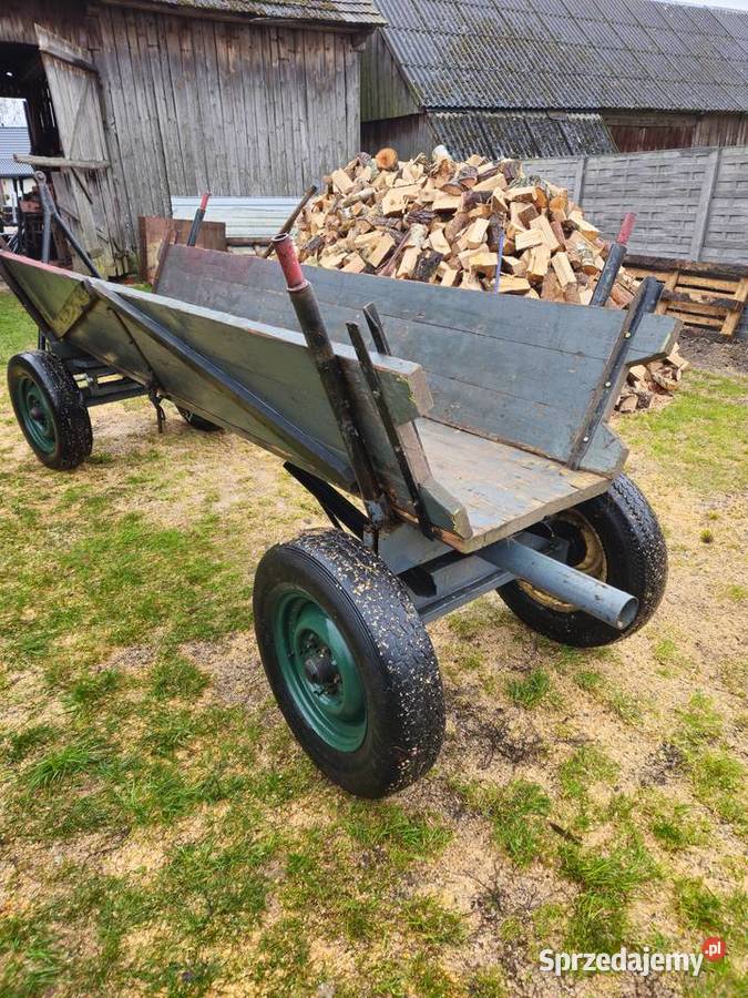 Wóz ciagnikowy metalowy