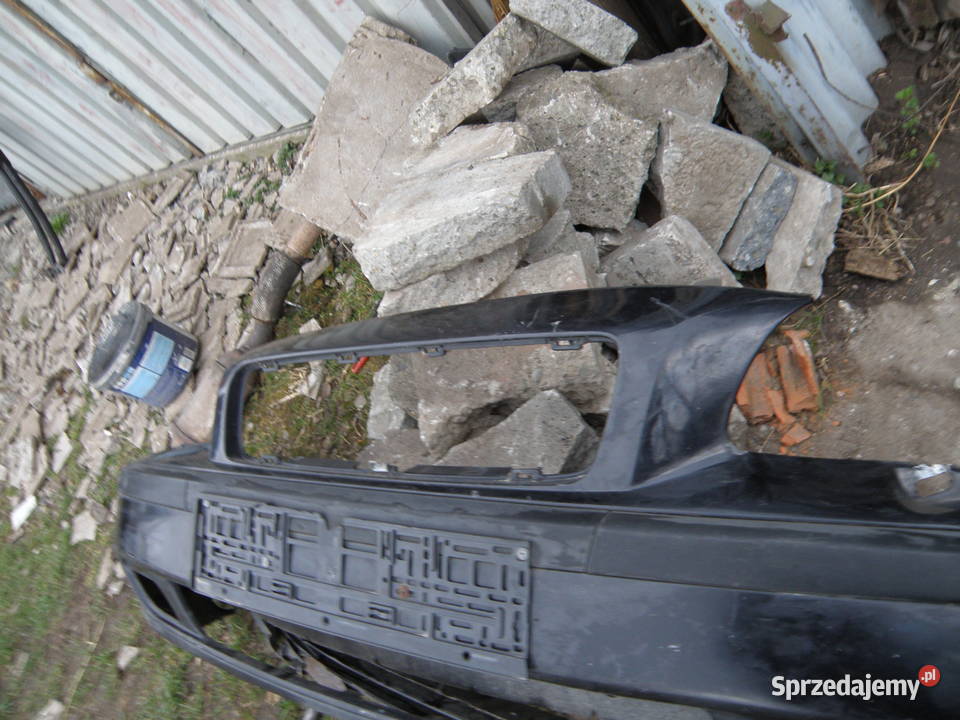 Zderzak przedni przód Volvo v70 II 0004 czarny Kraków