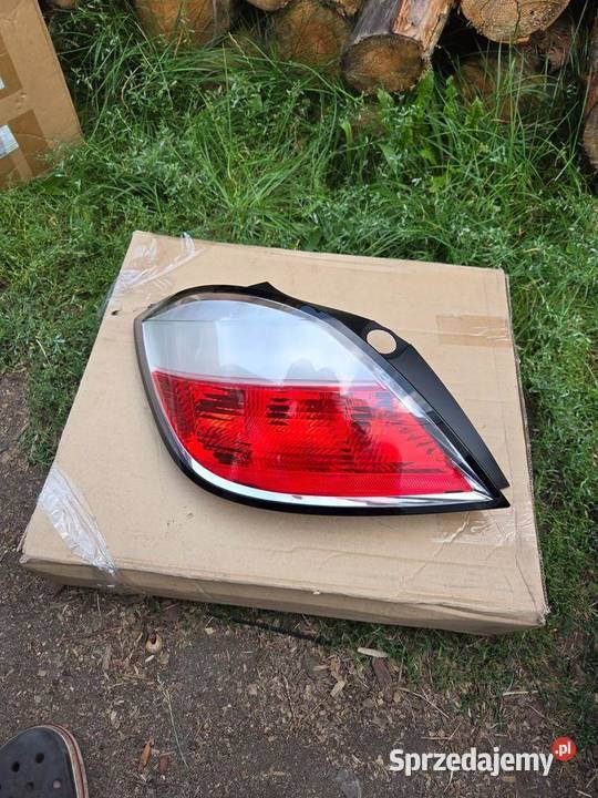 Lampa lewa lewy tył tylna Opel Astra H III 3 osobowe Lampy tylne dolnośląskie