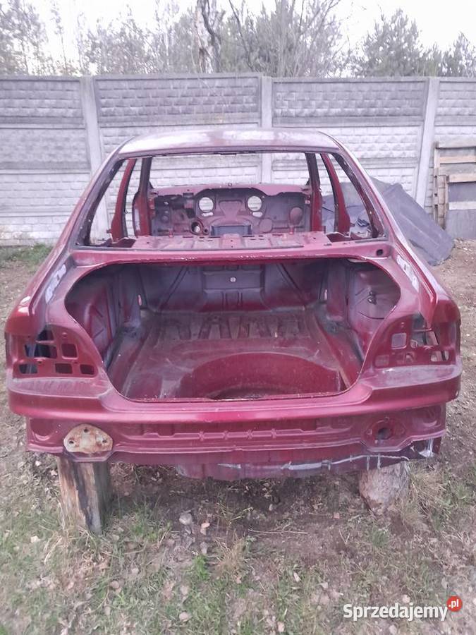 Karoseria BMW e39 sedan Pozostałe Tomaszów Mazowiecki sprzedam