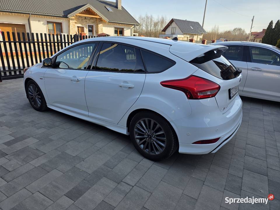 Ford Focus ST Line 10 140 53 przebiegu Rzeszów