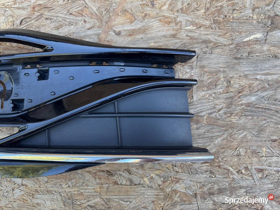 Kratka przód prawa rh Volkswagen Passat b8 lift Międzychód