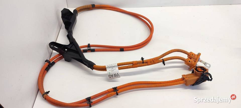 CUPRA FORMENTOR PRZEWÓD WYSOKIEGO NAPIĘCIA