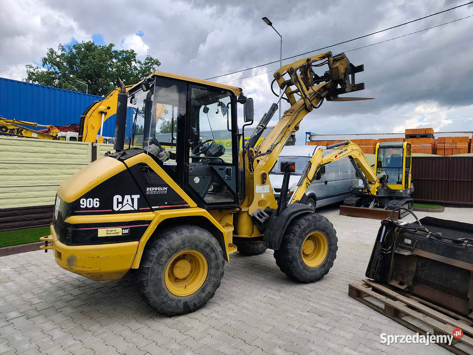 Ładowarka kołowa CAT 906 łyżka krokodyl widły Strzyżew