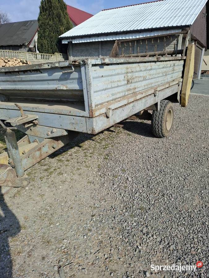 Rozrzutnik obornika Nowa Słupia sprzedam