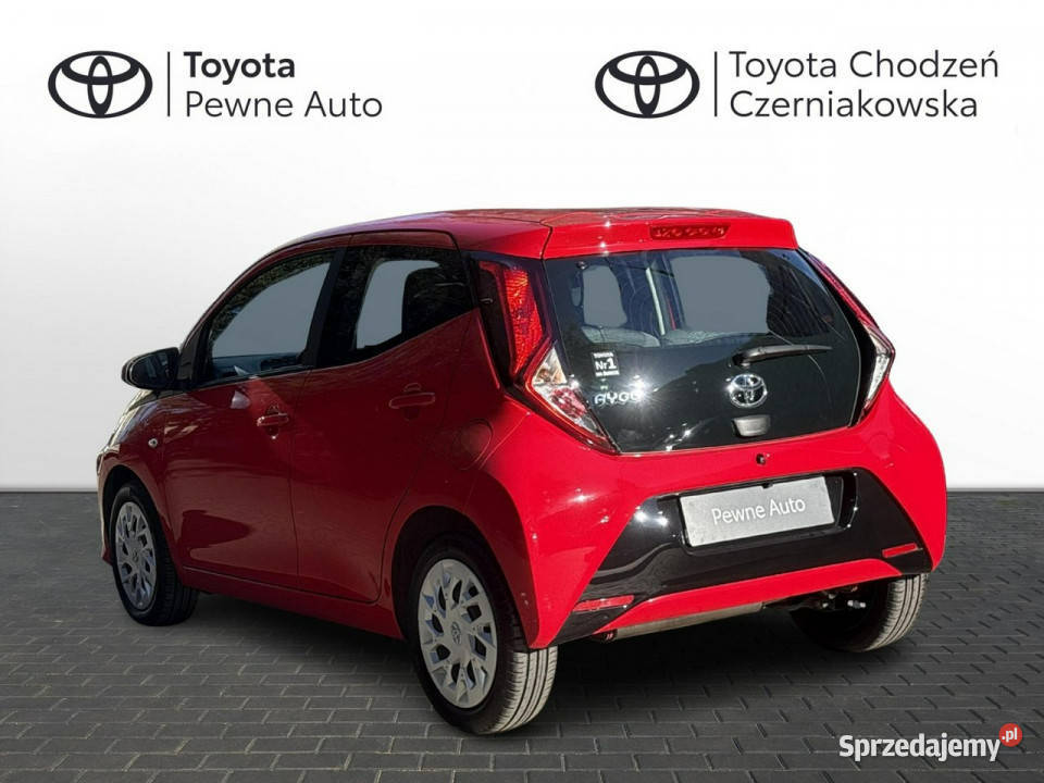 Toyota Aygo 10 VVTi 72 XPLAY TECH salon Polska Rok produkcji 2021
