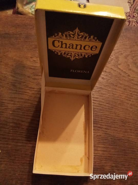 Chance florena pudełko perfumach PRL Warszawa