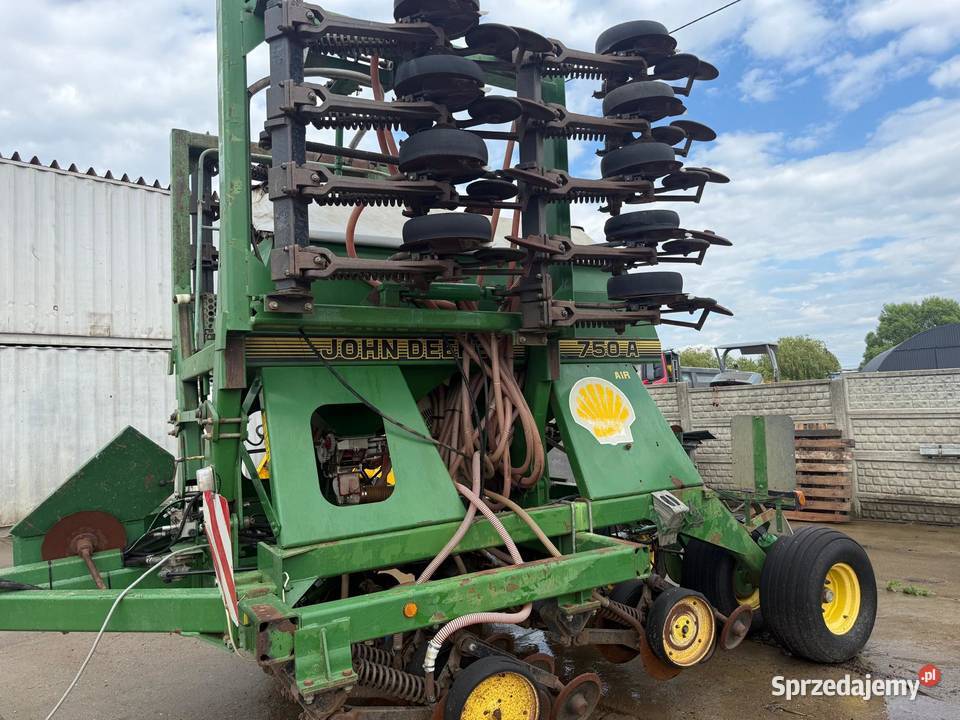 Siewnik zbożowy John Deere 750A szerokość Nowa Ruda