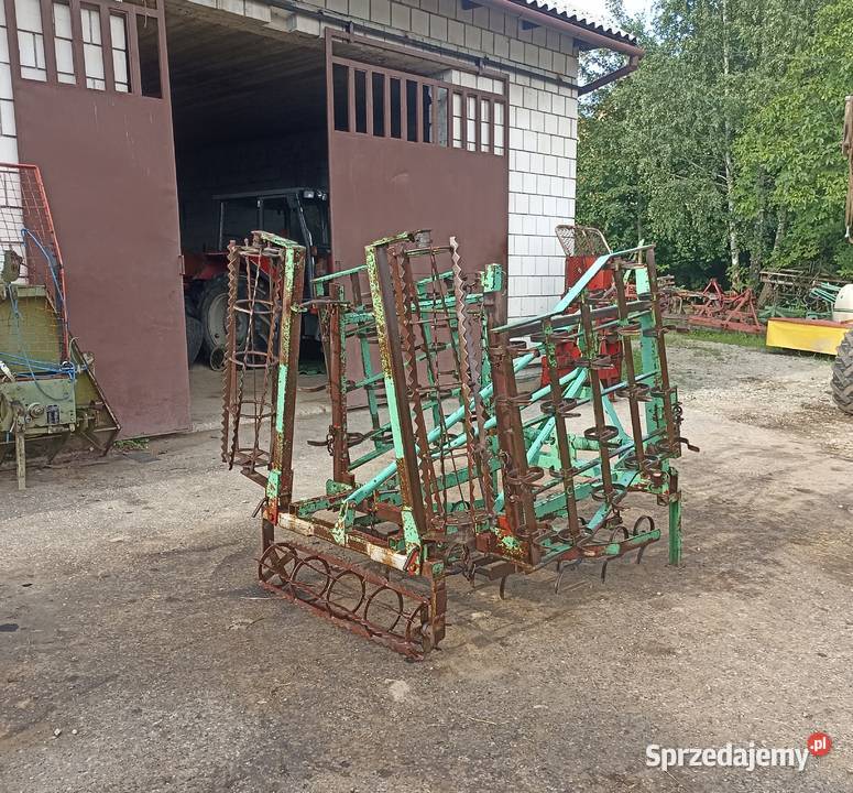 Agregat uprawowy kultywator z wałkiem strunowym nieuszkodzony