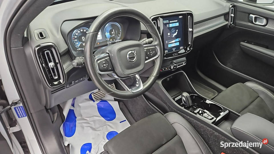 Volvo XC 40 T5 PlugIn Hybrid RDesign Z Polskiego czujnik zmierzchu Warszawa