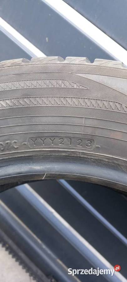 Opona zimowa Yokohama Blue Print 235 55 R18 Cielechowizna