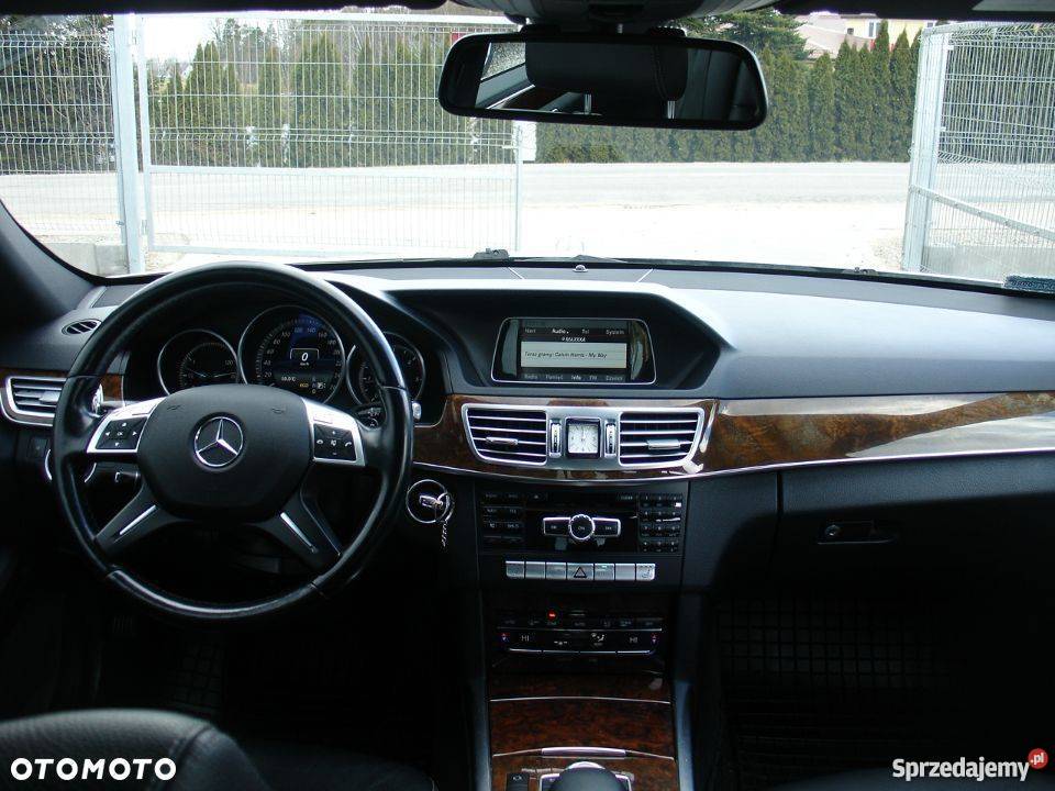 Klasa E W212 System Led Łopatki Full Rejestracja Sierakowice sprzedam