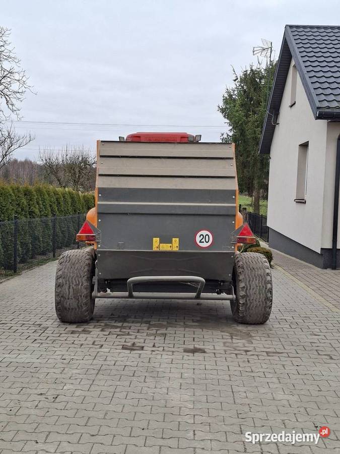 Prasa zwijająca Warfama Z543 2012 r mało używana Berejów