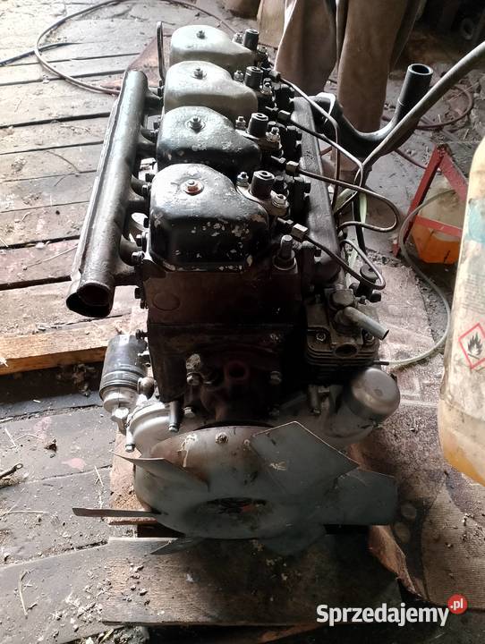 Silnik c360 remoncie pompa wtryski gwarancja Silnik i osprzęt Poniatowa