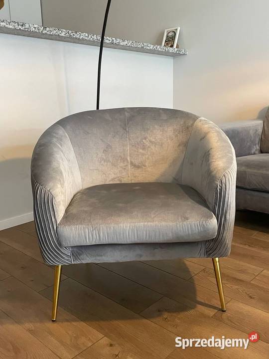 Elegancki zestaw sofa fotel w jasnoszarym Sofy i kanapy Katowice