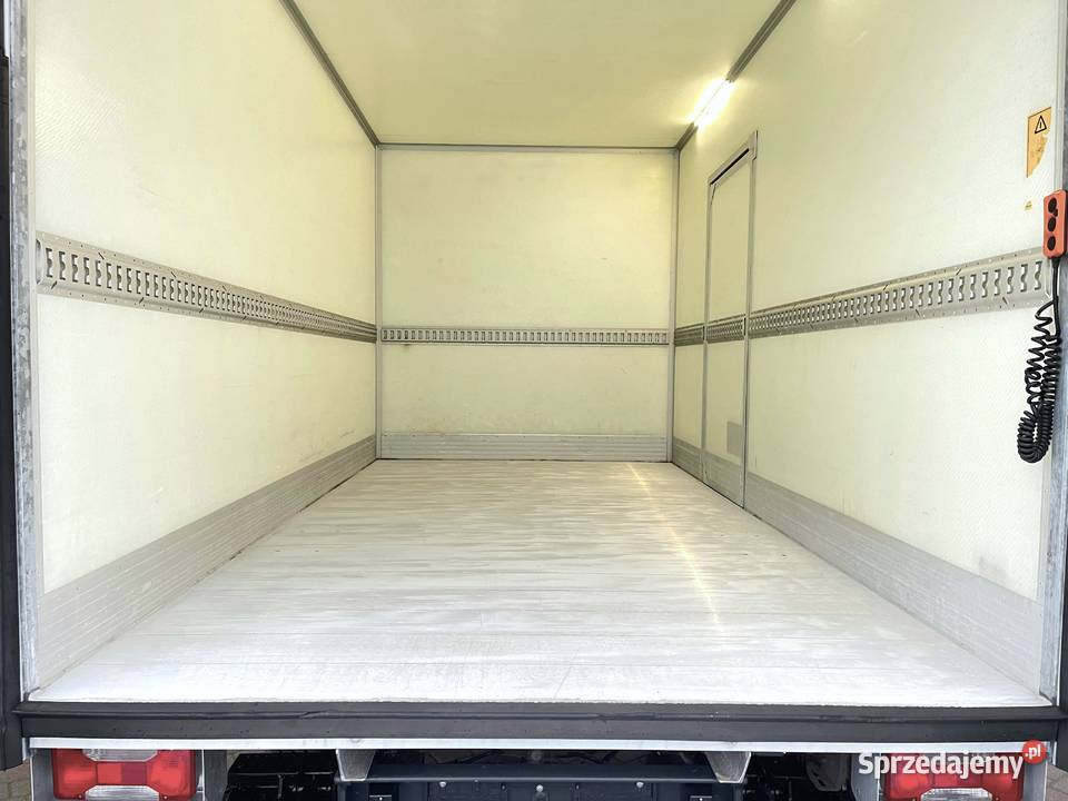 Iveco Daily Izoterma Winda Rok produkcji 2018 Rawa Mazowiecka