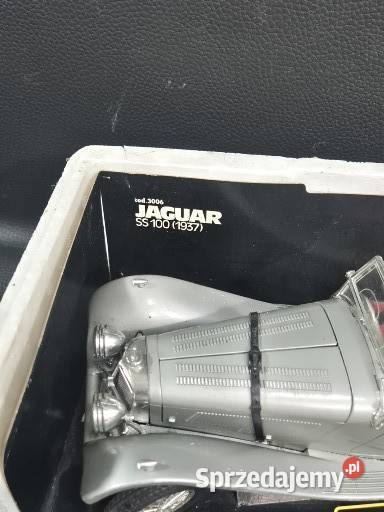 Burago skala 118 Jaguar SS 100 1937 srebrny łódzkie Poddębice