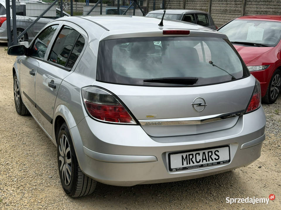 Opel Astra nieuszkodzony sprzedam