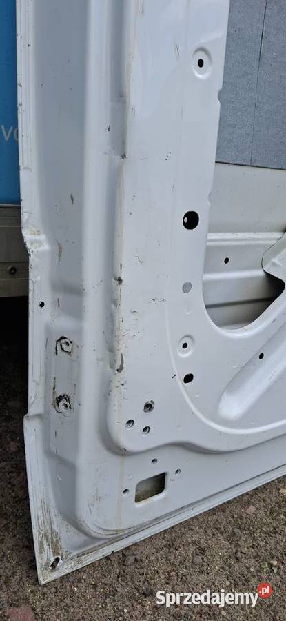 MERCEDES SPRINTER W907 W910 DRZWI PRAWE dostawcze Bieleń