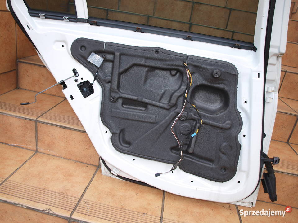 BMW 3 E91 drzwi lewe tył 4 ele szyby zamek Drzwi Kalisz sprzedam