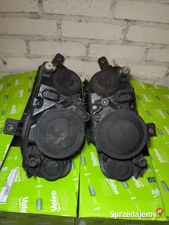 Reflektory lampy przednie Passat B6 soczewki H7 osobowe pomorskie