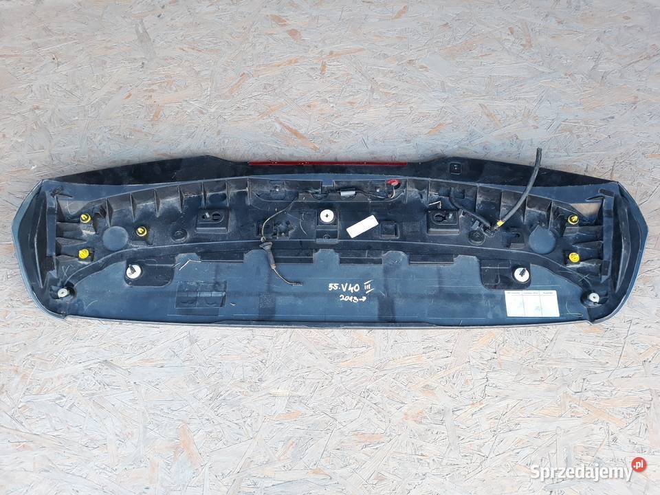 VOLVO V40 II SPOILER LOTKA KLAPY BAGAŻNIKA TYŁ osobowe wielkopolskie Zatom Stary