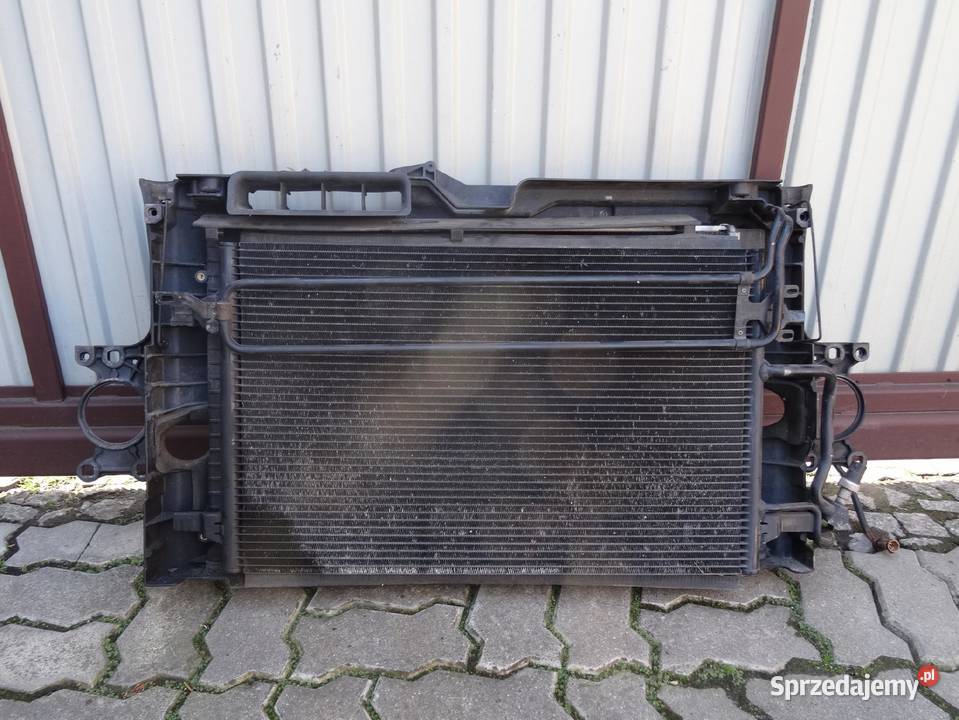AUDI A8 D2 9902 PAS PRZEDNI CHLODNICA WODY 25TDI Przemęt sprzedam