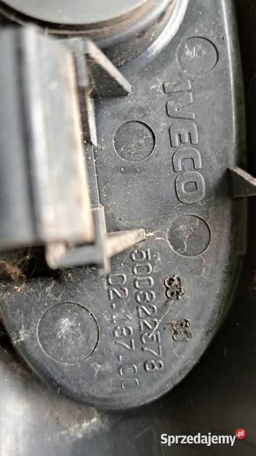 Iveco Daily 9906 kierunkowskazy przód na błotnik Leszno