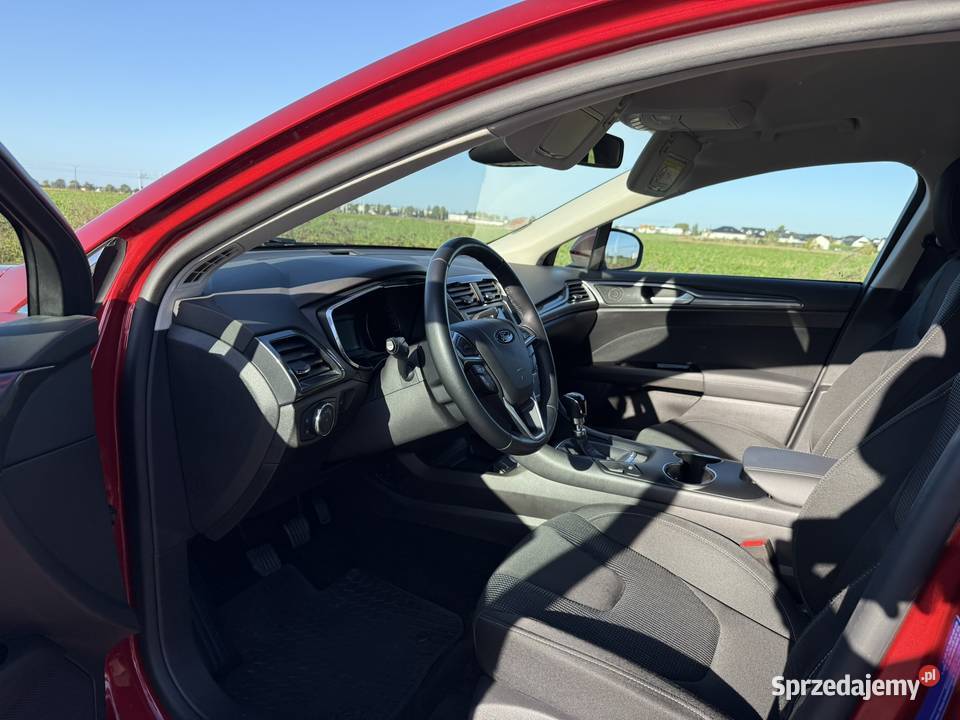 Ford Mondeo Mk5 20 Titanium w kolorze Lucid Red Kostrzyn